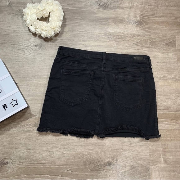 BlankNYC women’s black mini skirt - Picture 7 of 8